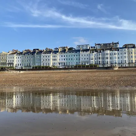 Seascape - 2 Bedroom Flat With Panoramic Sea Views Hollington  Exterior photo