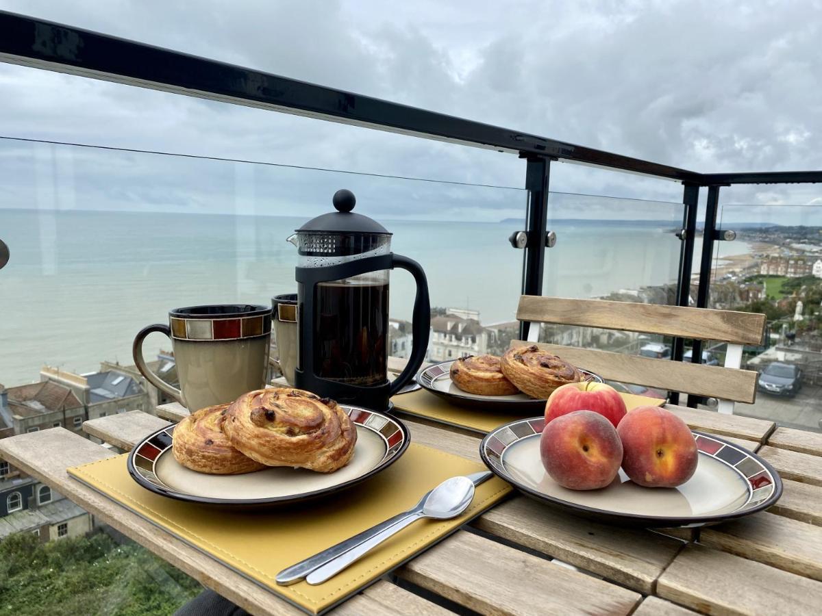 Seascape - 2 Bedroom Flat With Panoramic Sea Views Hollington (East Sussex)