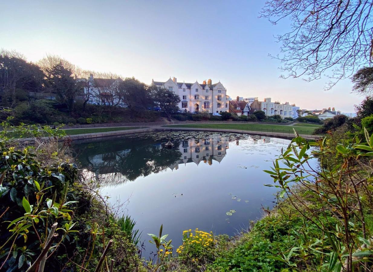 Apartment Seascape - 2 Bedroom Flat With Panoramic Sea Views *