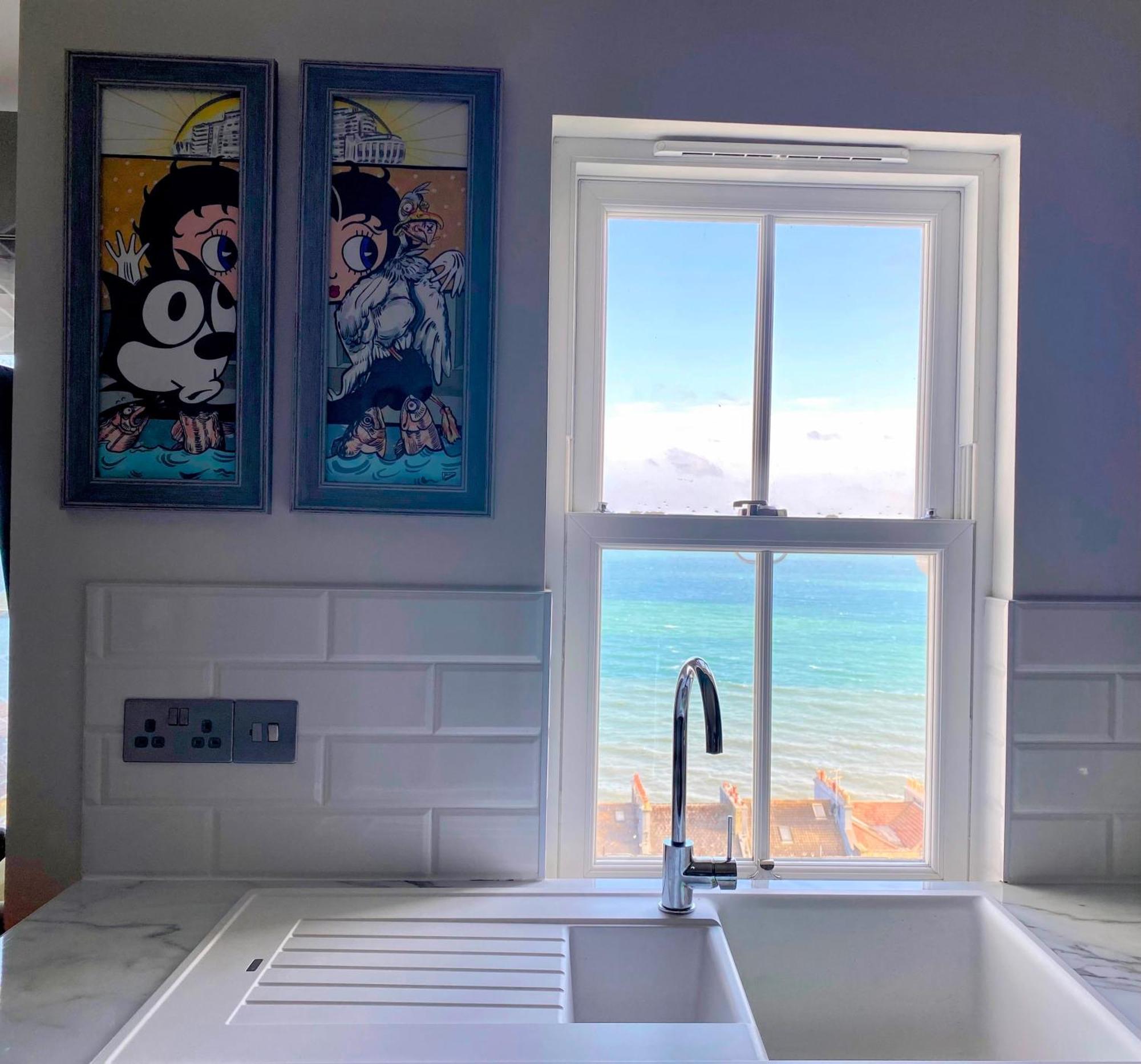 Seascape - 2 Bedroom Flat With Panoramic Sea Views Apartment